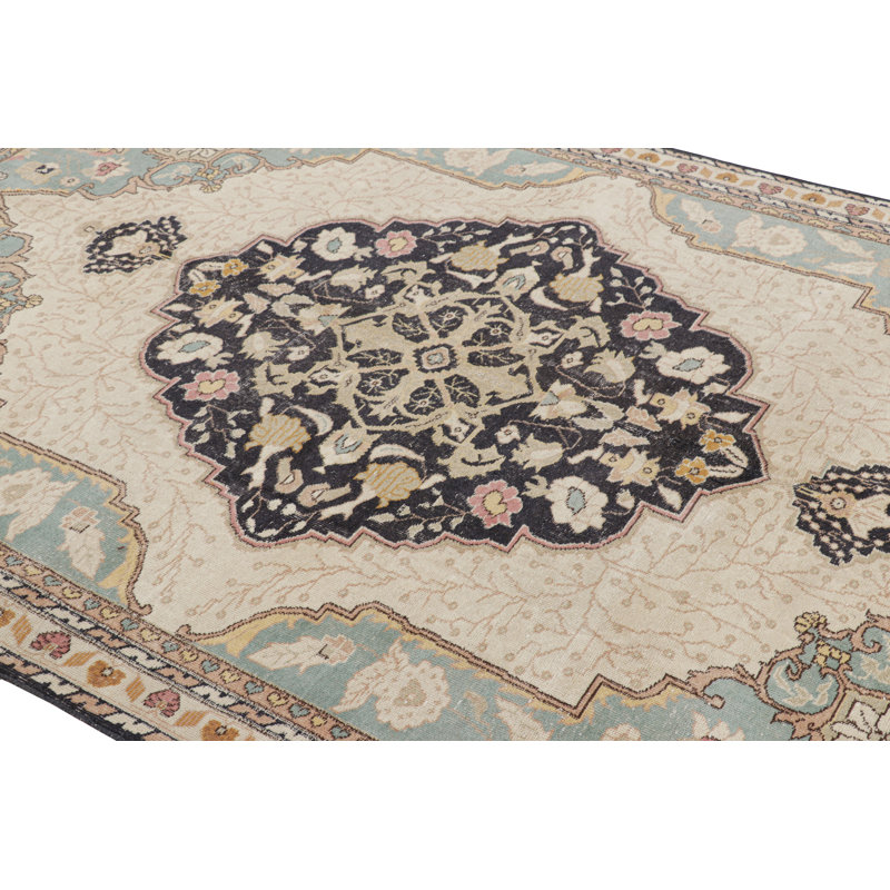 One-of-a-Kind 6'7x10'2 Hand Knotted Area Rug