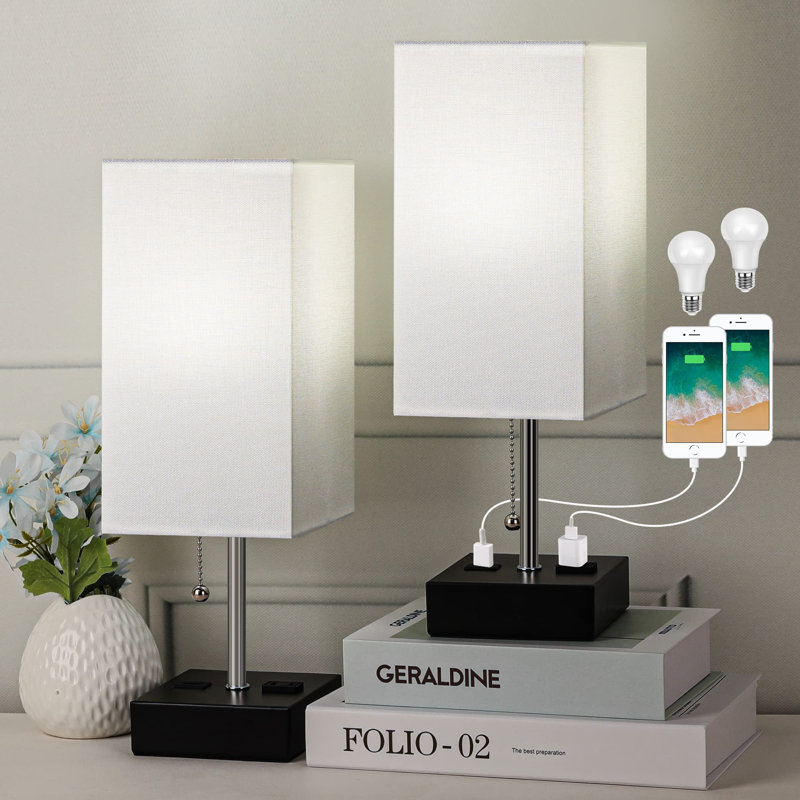 Lampe de table USB en métal Dramford, Blanc, H 15,71 po x l 5,31 po x P 5,31 po