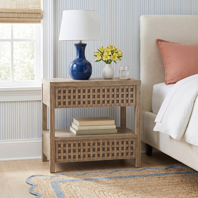 Baxley 33'' W Nightstand, Ivory