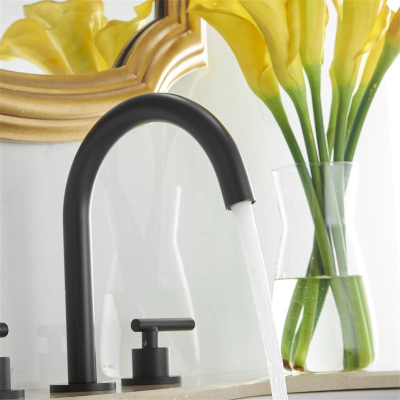 2-handle Bathroom Faucet with Drain Assembly
