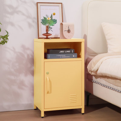 Armoire de rangement de table de chevet en métal de 26 po de haut avec verrou Katorra
