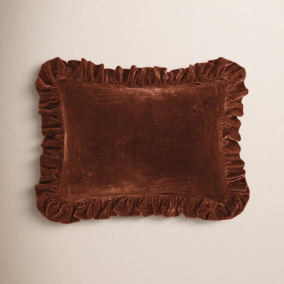 Stella 21" x 21" Throw Pillow