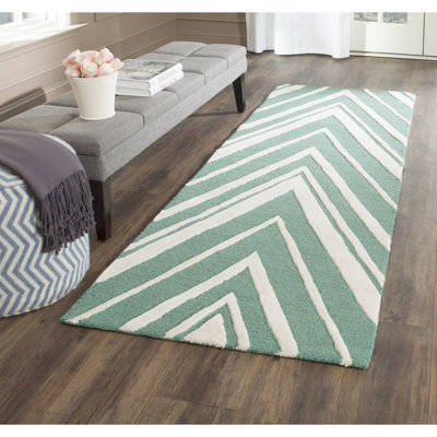 Sanyla Hand Tufted Wool Chevron Rug