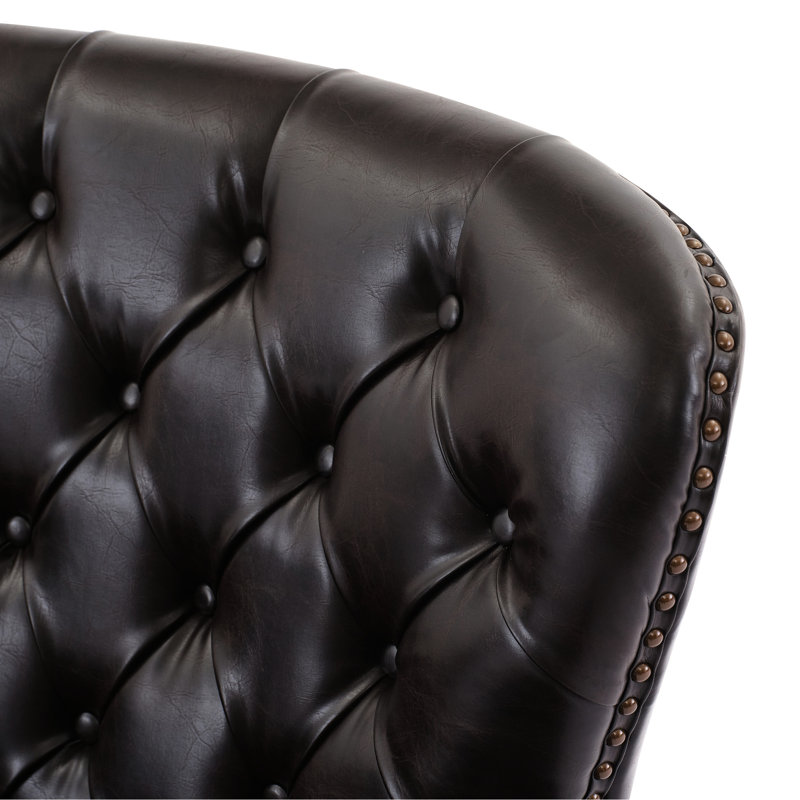Fauteuil Relax avec garniture cloutée, pieds en bois massif, revêtement brun foncé, siège ergonomique confortable pour le dos et la détente