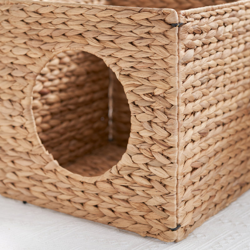 Emmely Nest Pet Bed