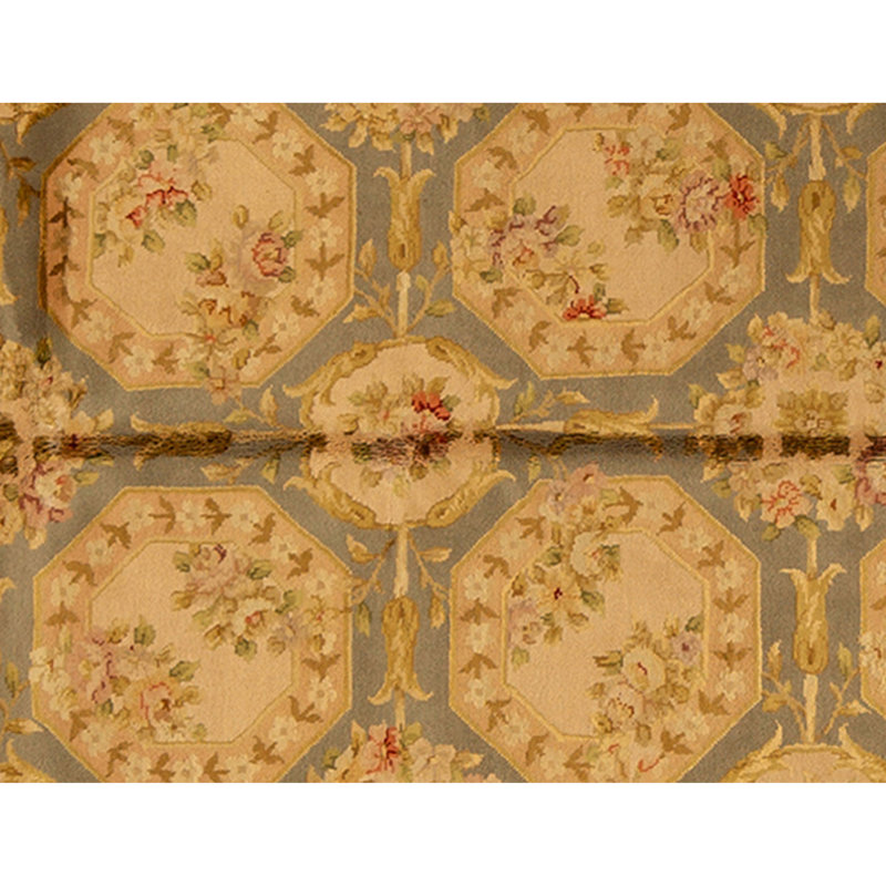 High-Quality Hand-Knotted Sterling And Cream Area Rug
