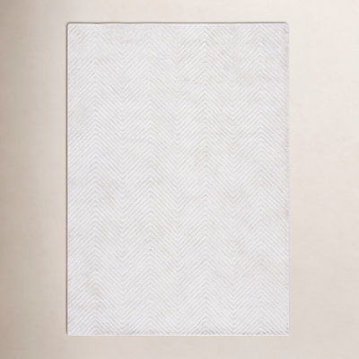 Hand-Tufted Wool Chevron Rug