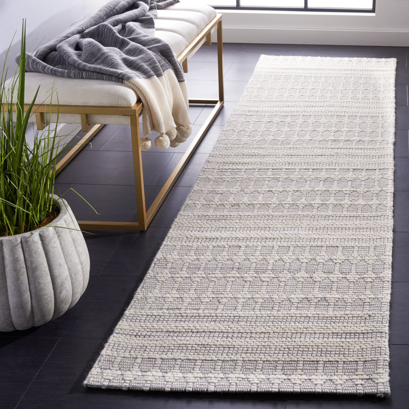 Busbee Hand Woven Performance Geometric Rug, Runner 2'3" x 9'