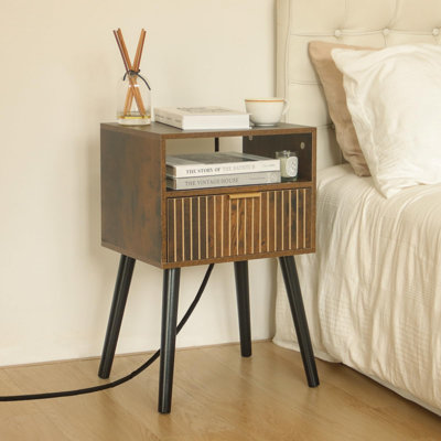 Table de chevet avec station de charge