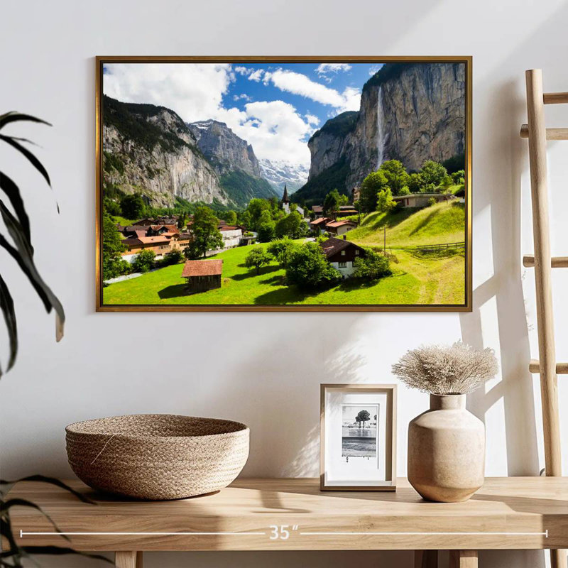 Scénique Lauterbrunnen, Cadre flottant doré, 25 po x 17 po