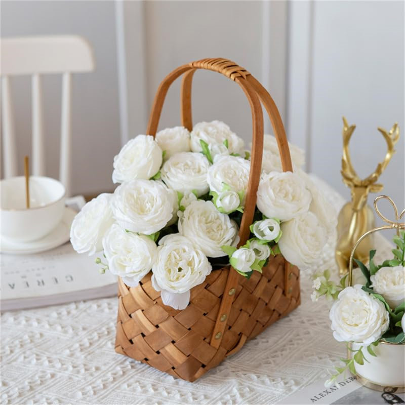 Arrangement, White