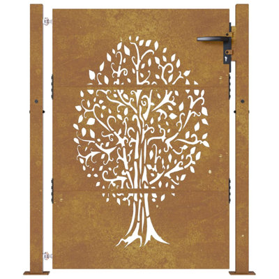 Quasqueton Metal Gate