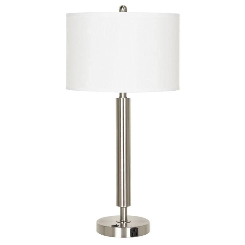 Lampe de table argentée 30 "avec prise Yashil