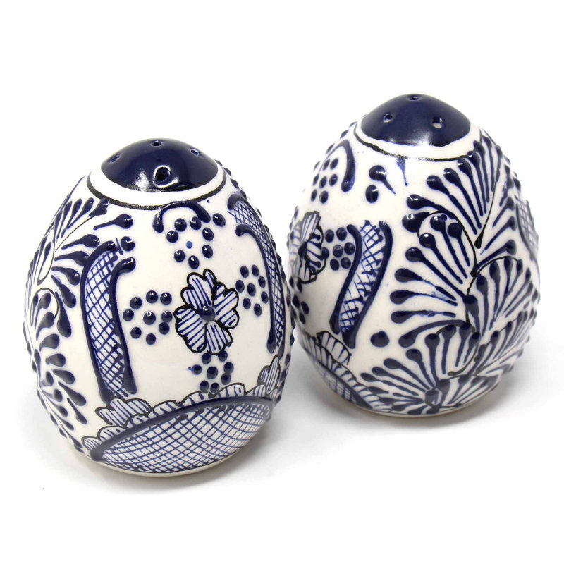 Charlton Home® Camargue Handmade Pottery Pepper Shaker