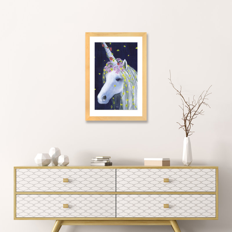 «Unicorn IV» par Tava - impression d'art graphique, Blanc, H 24 po x l 16 po x P 1 po, Papier avec cadre beige