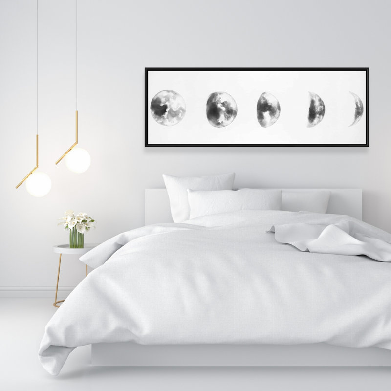 " Black And White Eclipse "