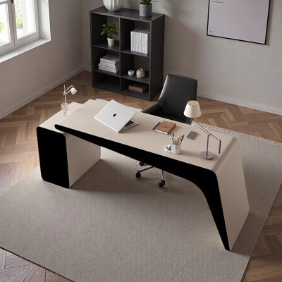 Simple and modern desk