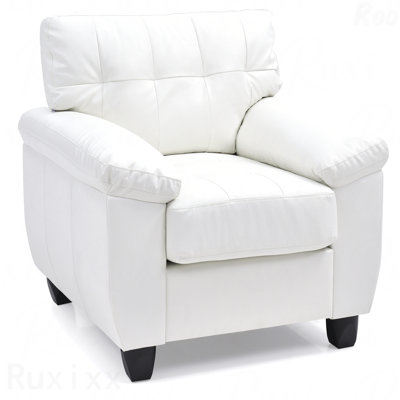 Chaise d'appoint de style moderne en blanc idéale pour les chambres à coucher relaxantes