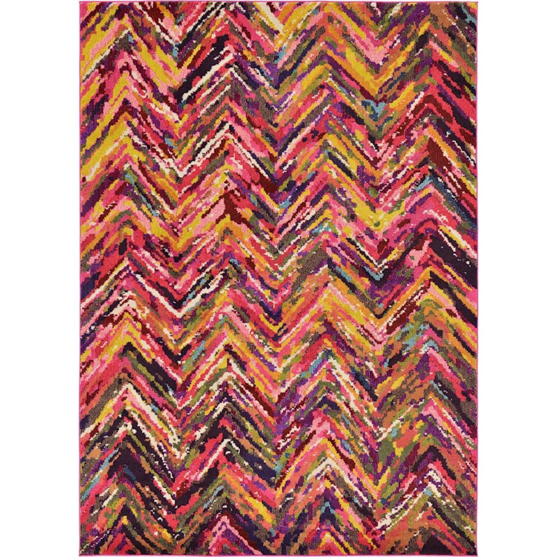 Tapis rose / mauve / rouge à motif de chevrons Shirey, Rectangle 7 pi x 10 pi
