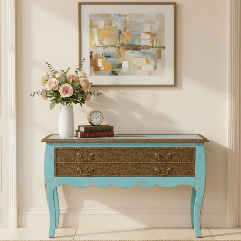Console en bois bleu patiné avec feuille de laiton martelé