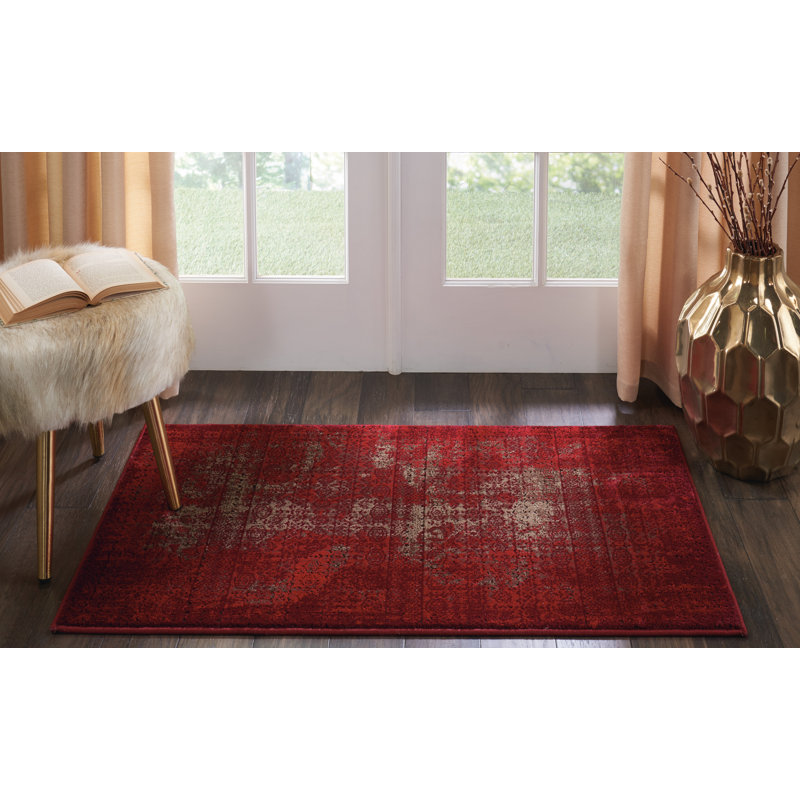 Bomberger Indoor Rug, Rectangle 2'2" x 3'9"