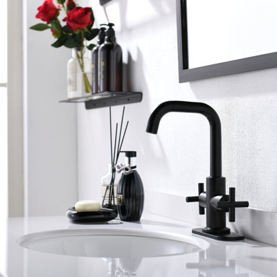 Centerset 2-handle Bathroom Faucet with Drain Assembly