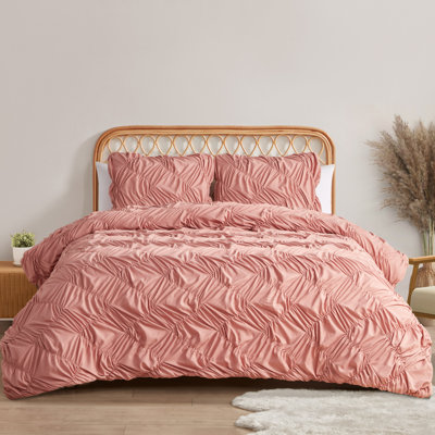 Jessica Simpson Emmy Textured Comforter Sets