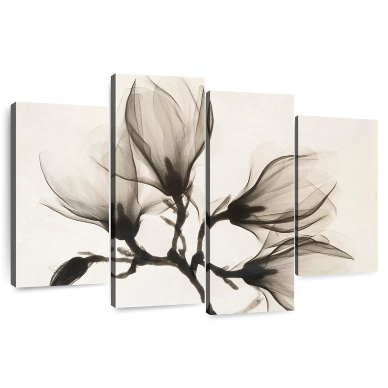 Branche Harnek avec quatre magnolias, H 42 po x l 68 po