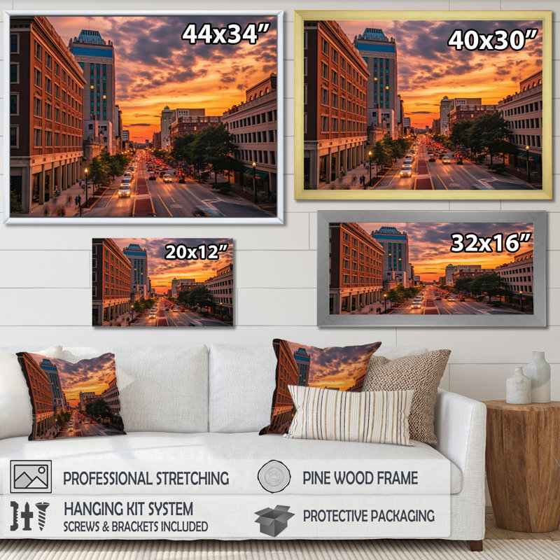 «Vibrant Street Life And Urban Energy» sur toile, H 12 po x l 20 po x P 1 po, Cadre photo argenté