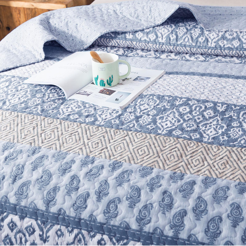 Frost Blue Twin Reversible Microfiber Quilt Set