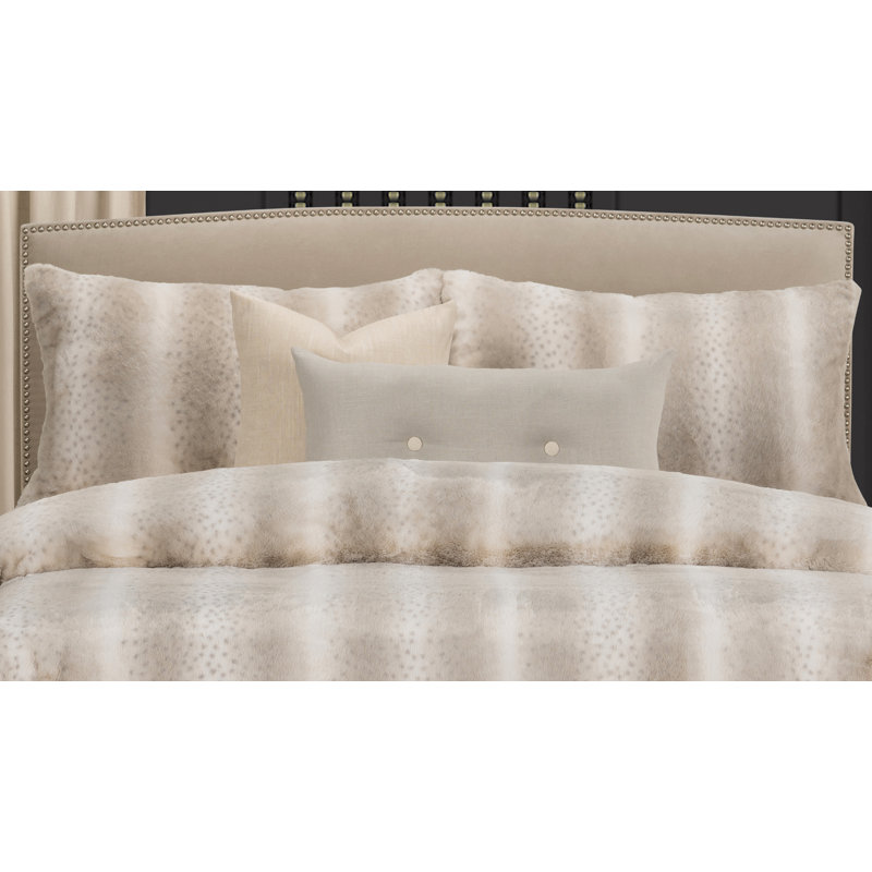 Night On The Town Faux Fur Duvet Cover & Insert Set, Queen Duvet Cover + 2 Shams + 2 Pillows