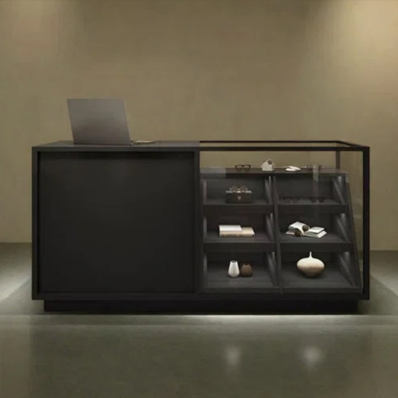 Buffet moderne au détail avec vitrines