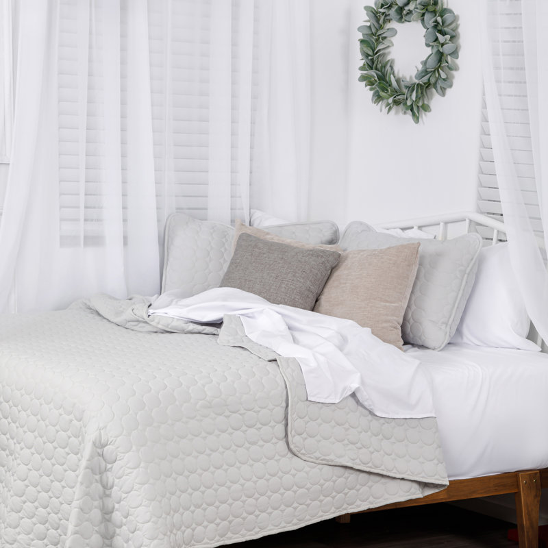 Light Grey Twin Microfiber Quilt Set with Sham