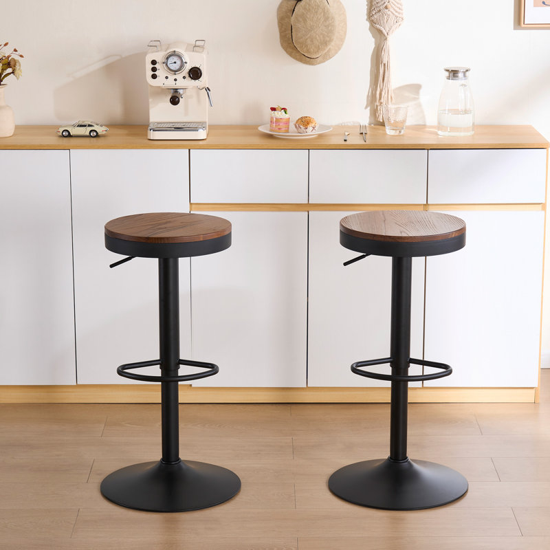 Tabouret de bar pivotant en bois massif l 15,2 po Jaina , Noyer / noir, 2