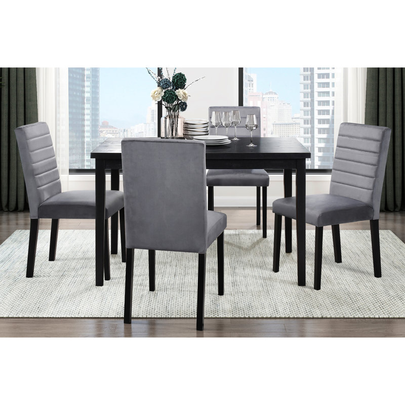 Table de salle à manger à finition noire avec placage de frêne pour une chambre confortable, peut accueillir 4 personnes en finition décontractée, à base de bois, peut accueillir