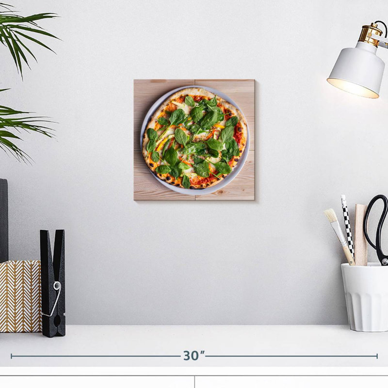 Yarlin Spinach Pizza, 10" H x 10" W