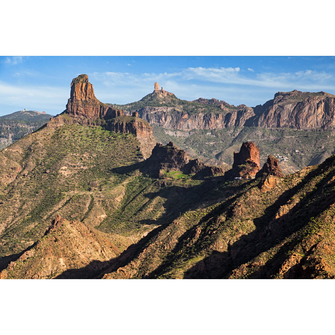 Roque Bentayga und Roque Nublo von Rusm - Kunstdrucke ohne Rahmen auf Leinwand