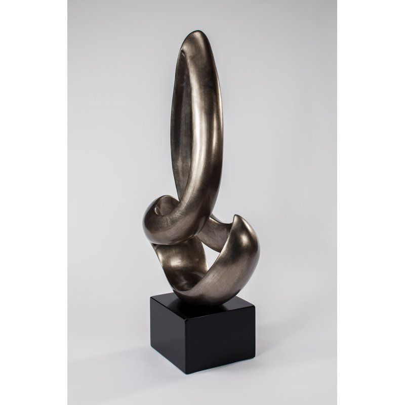Figurines & Sculptures