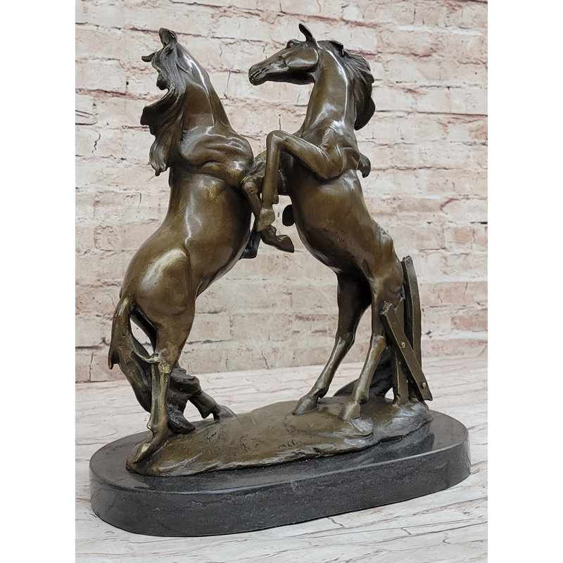 Figurines et sculptures