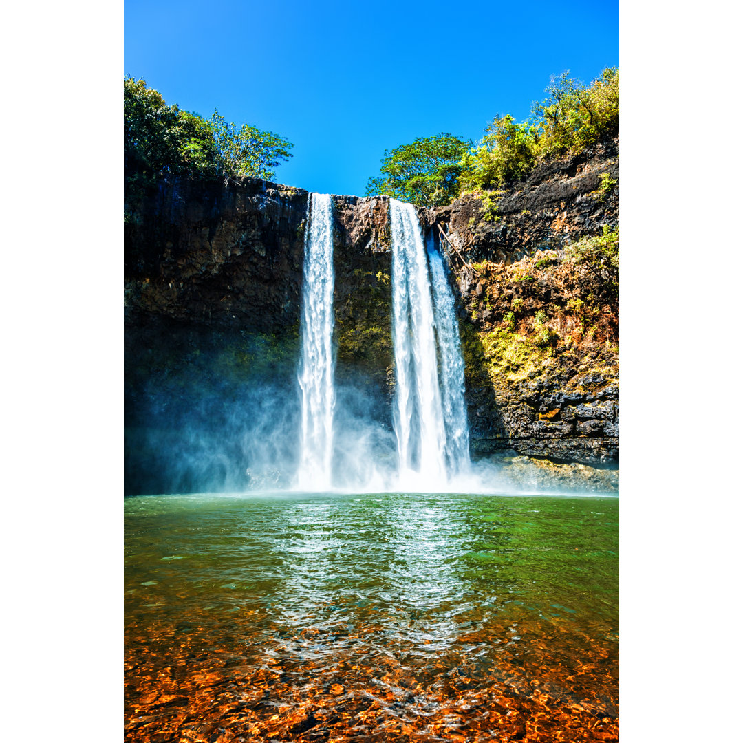 Wailua Falls von Jhorrocks - Kunstdrucke auf Leinwand ohne Rahmen