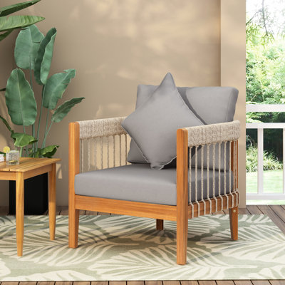 Chaise longue de patio en bois avec corde tissée à la main, dossier incurvé pour la détente et coussins imperméables toutes saisons - naturel + gris, profondeur de 27,53 po, largeur de 29,14 po, hauteur de 24,93 po
