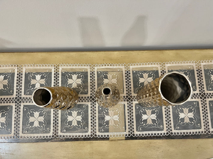 Ensemble de 3 vases en céramique embossés - 12 po, Doré