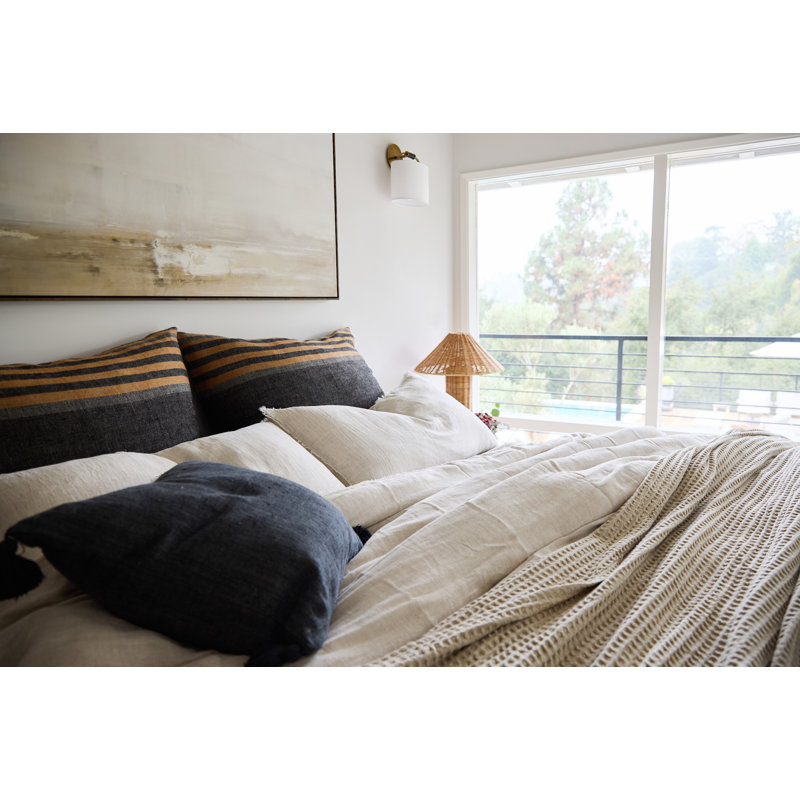 Bruno Linen Pillow Cover & Insert, 28"H x 36"W