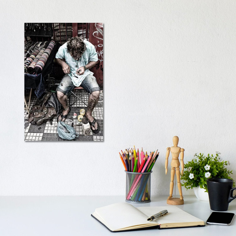 Street Photography by Glauco Meneghelli - Wrapped Canvas Print, 20.32 cm H x 30.48 cm W