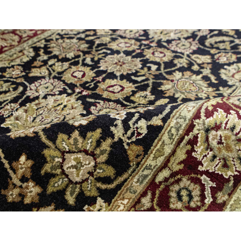 Tapis noir et rouge de haute qualité noué à la main