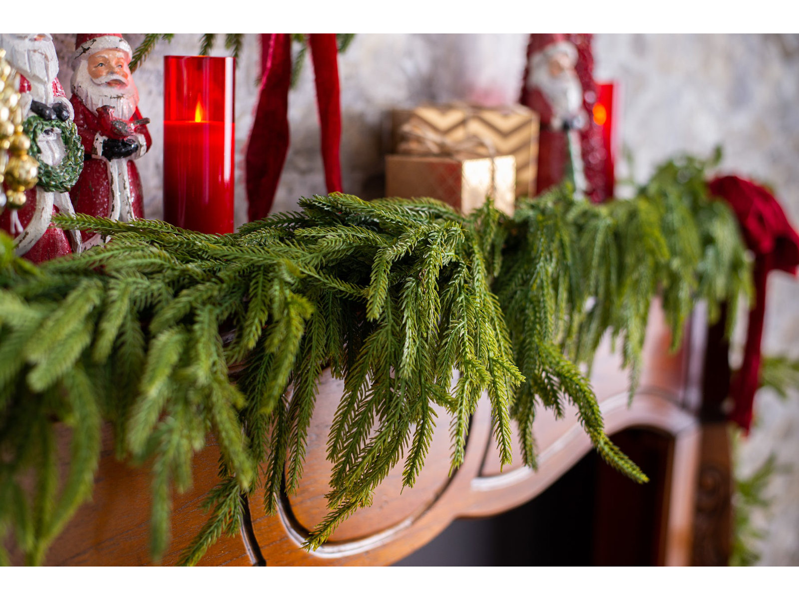 180" Norfolk Pine Christmas Garland, 25' L