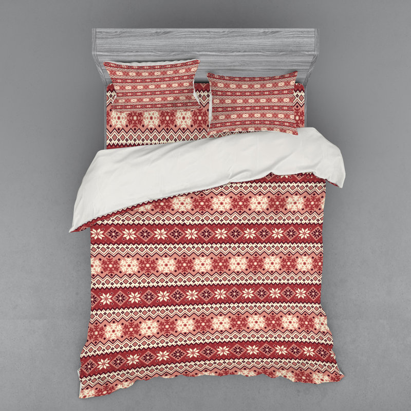 Traditional Polyester Geometric Shapes Duvet Cover, Queen Duvet Cover + 3 Additional Pieces