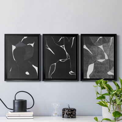 «Night Bloom I», reproduction encadrée de qualité supérieure, prête à être accrochée