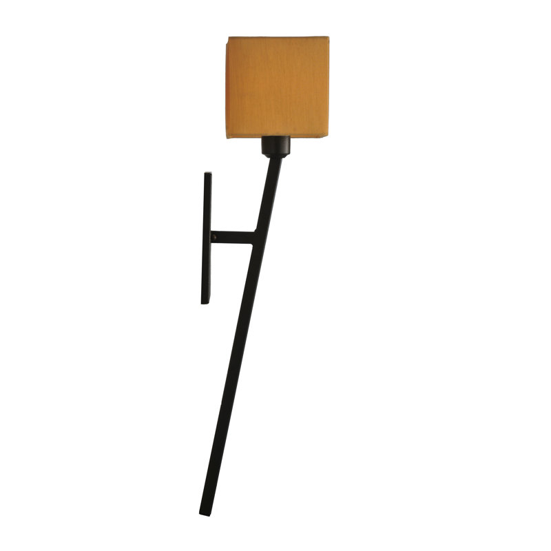 Kesara 1 - Light Wallchiere
