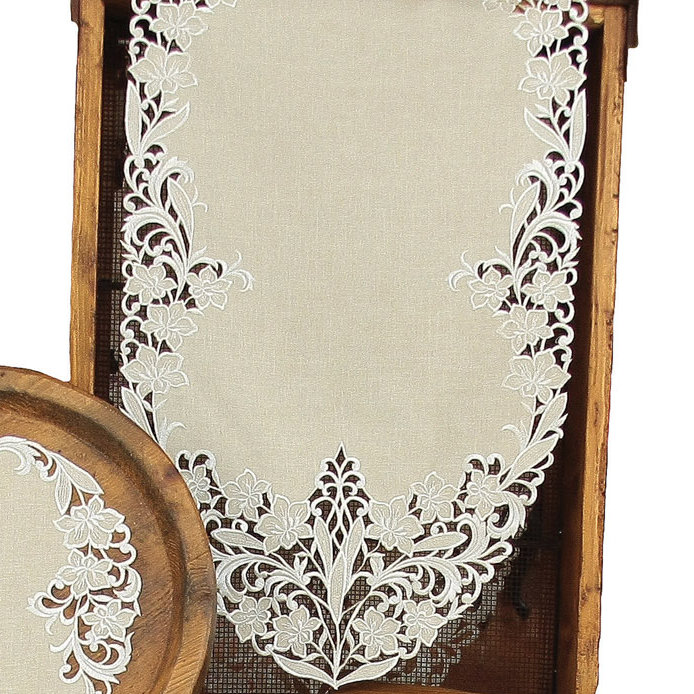 Meadow Embroidered Cutwork Mini Table Runner